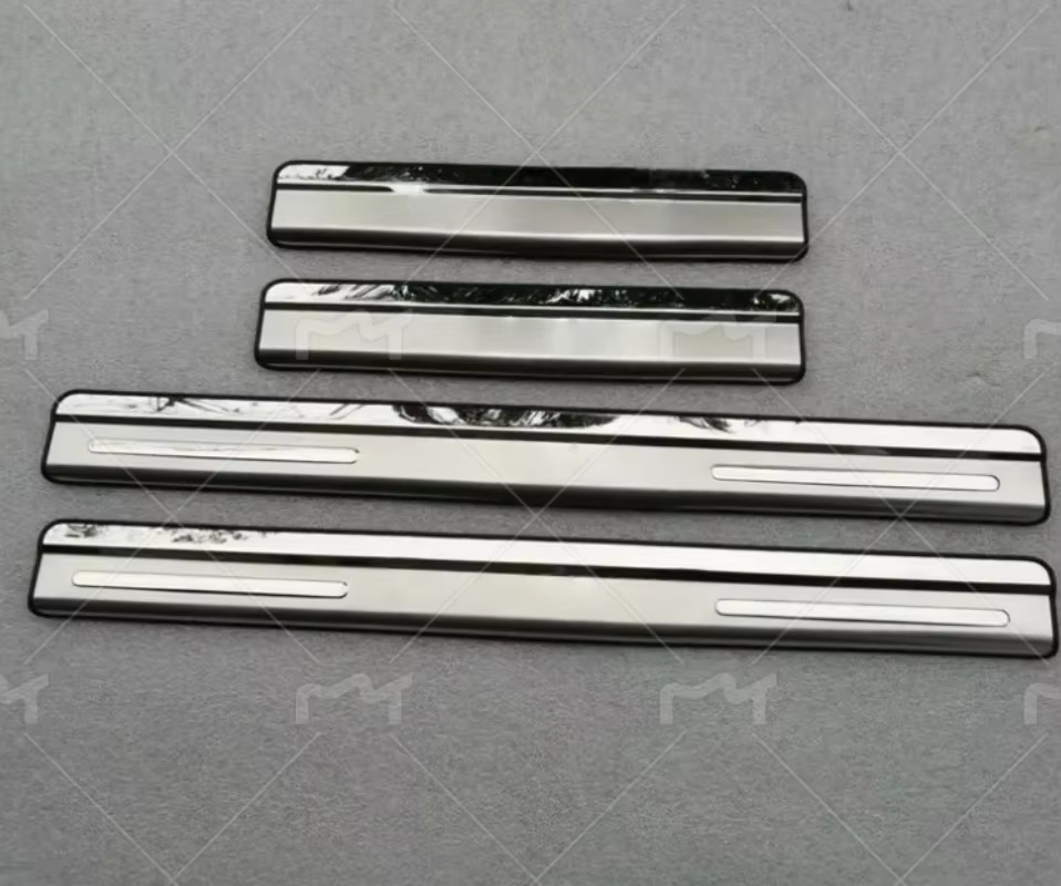 Plaque de protection de seuil de porte en acier inoxydable, garniture de protection pour Tiguan 2010