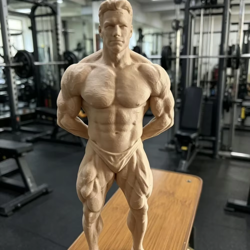 Sculpture d'homme musclé imprimée en 3D pour compétition de musculation, objet de décoration de sall