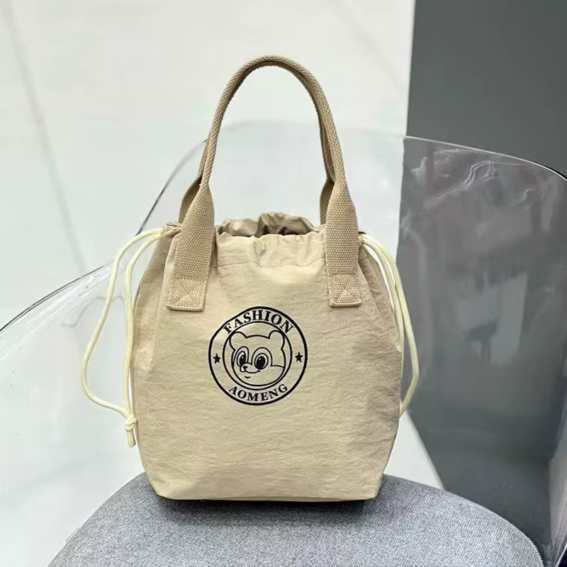 Sac de boîte à déjeuner de grande capacité avec fonction à main ; Design d'ours adorable, parfait po