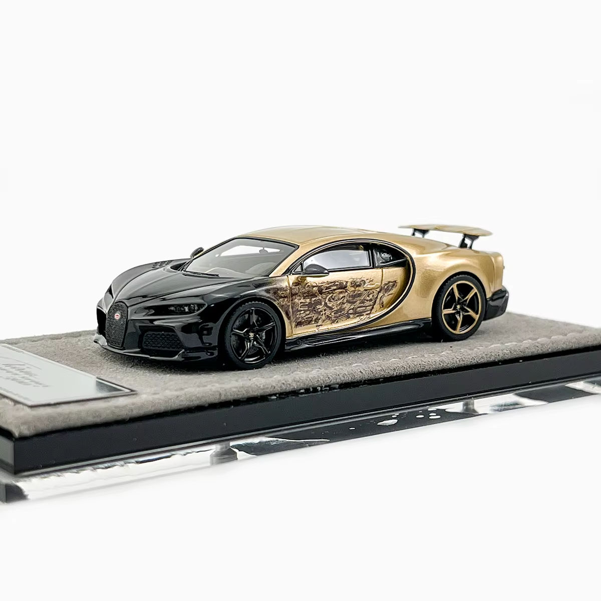 Modèle HH 1:64, Bugatti Chiron Supersport 300, simulation miniature statique en résine du modèle de 