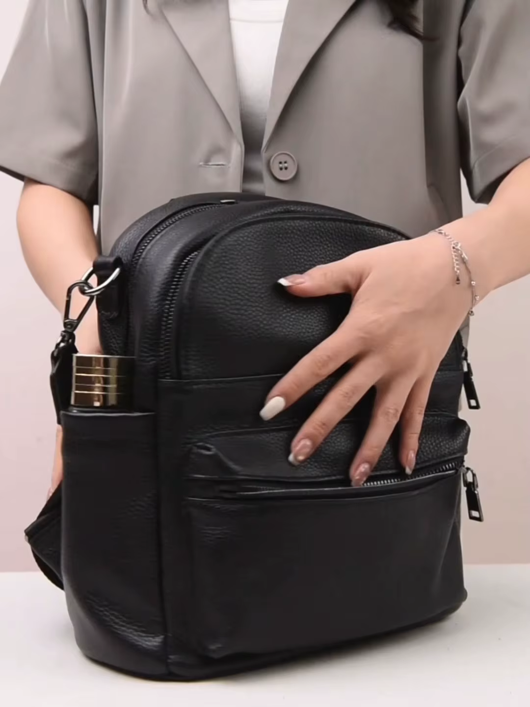 Sac à dos en cuir véritable pour femmes