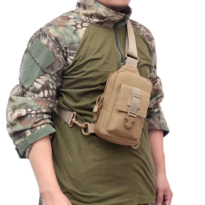 Sac de poitrine tactique sac de Trekking en plein air EDC sac de sport sac à bandoulière sac