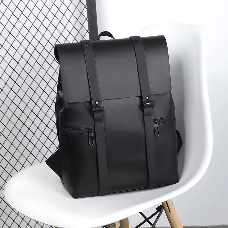 Sac à dos en cuir noir pour hommes