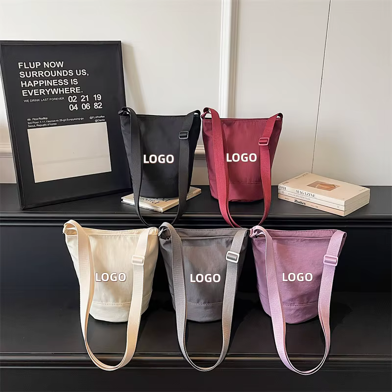 Sac fourre-tout personnalisé avec logo/design